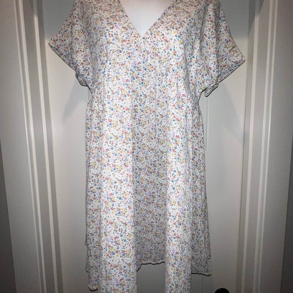 Emery Rose Floral Mini Dress sz small